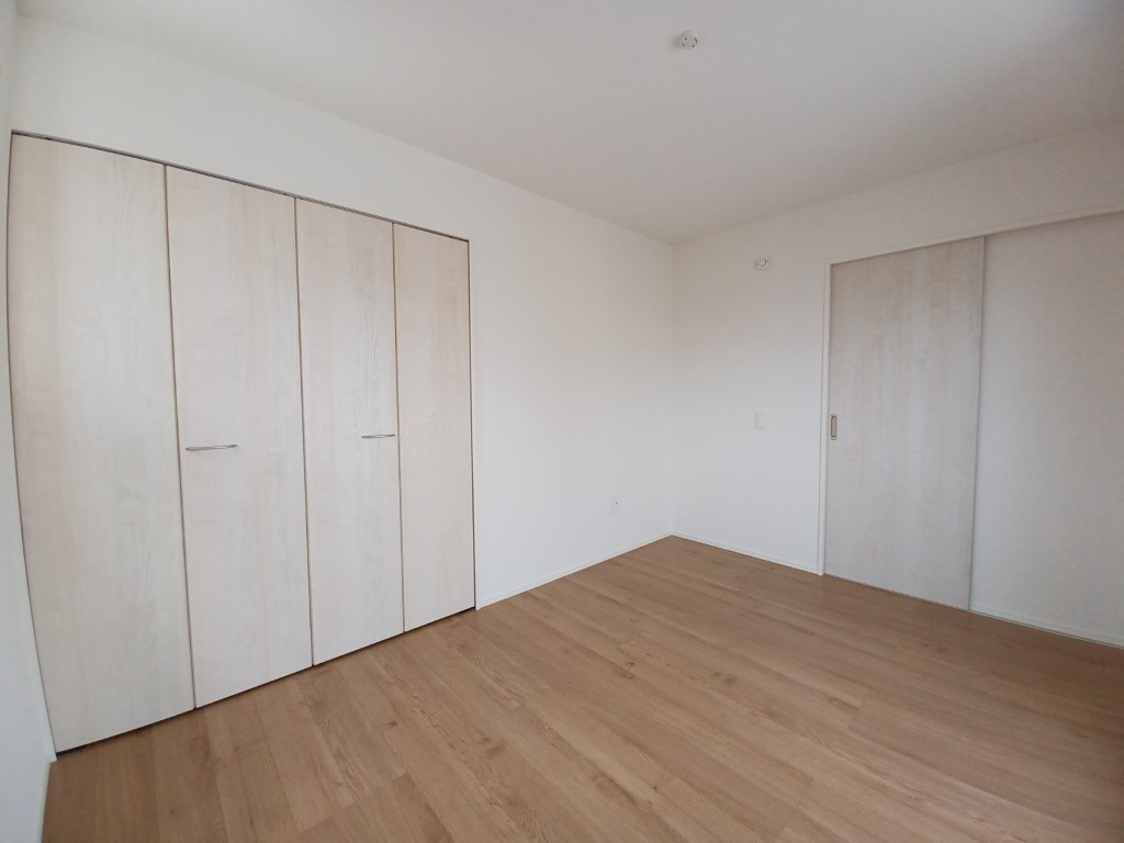 熊本市南区出仲間７丁目の新築一戸建の洋室