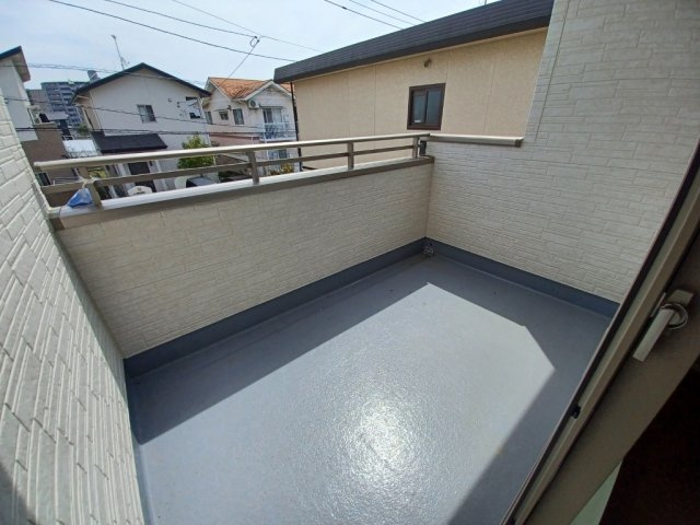 熊本市南区出仲間７丁目の新築一戸建のバルコニー