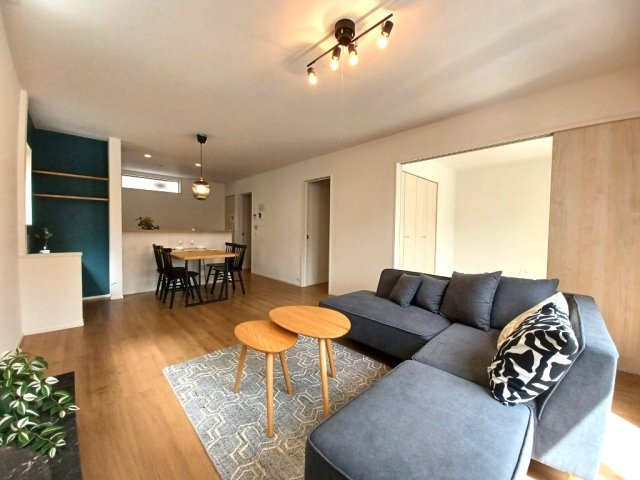 熊本市南区出仲間７丁目の新築一戸建の居間・リビング