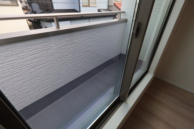 《仲介手数料無料》上尾市緑丘４丁目10-8新築一戸建てハートフルタウンのバルコニー