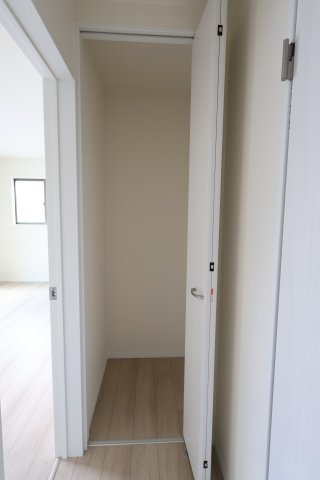 《仲介手数料無料》上尾市緑丘４丁目10-8新築一戸建てハートフルタウンの収納