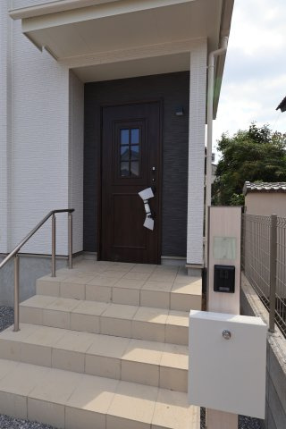 《仲介手数料無料》上尾市緑丘４丁目10-8新築一戸建てハートフルタウンの外観