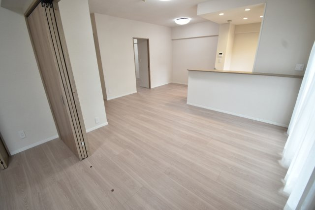 アンピール博多駅南の居間・リビング