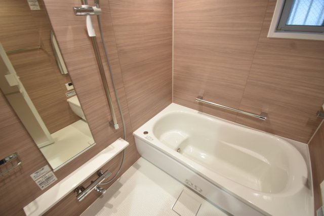 アンピール博多駅南の浴室