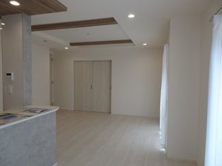 【居間・リビング】 | 川西市大和東5丁目9の16　新築一戸建て