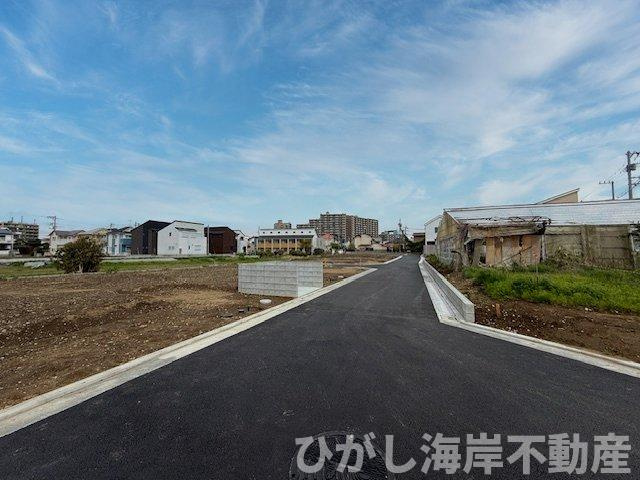 茅ヶ崎市中島　売地　全１４区画の前面道路含む現地写真|現地外観