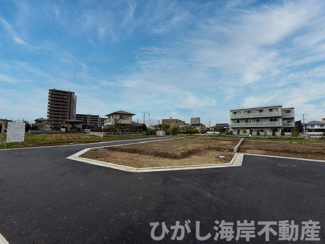 茅ヶ崎市中島　売地　全１４区画の前面道路含む現地写真|現地外観