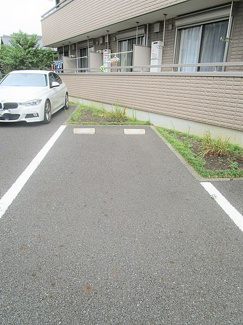 【駐車場】
