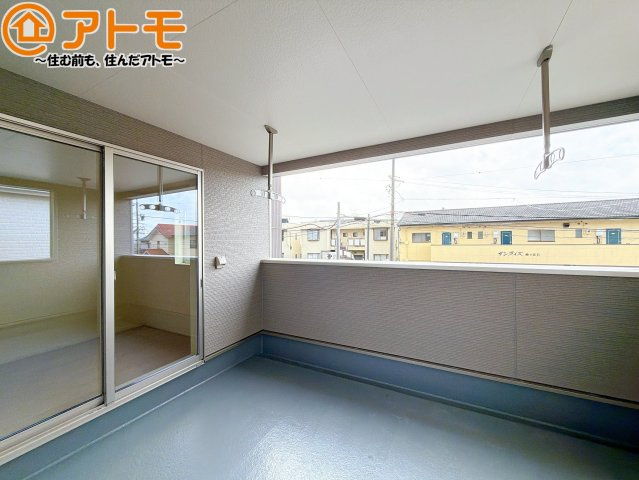 【バルコニー】 | 清水区蜂ヶ谷第7　新築戸建　2号棟 | インナーバルコニーはお出かけ中の急な雨でも安心♪