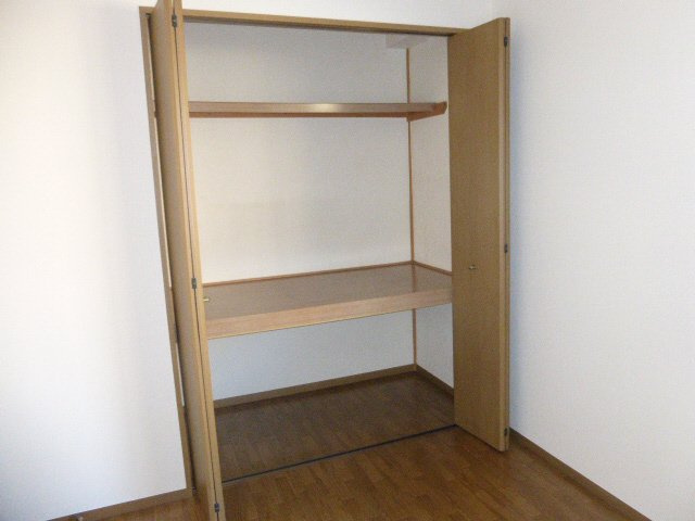 サミーハイツB棟の収納