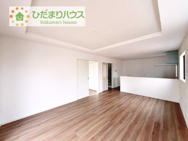 【居間・リビング】 | 土浦市木田余1期　新築戸建　4号棟 | お友達や親戚とホームパーティもいいですね(*^^*)