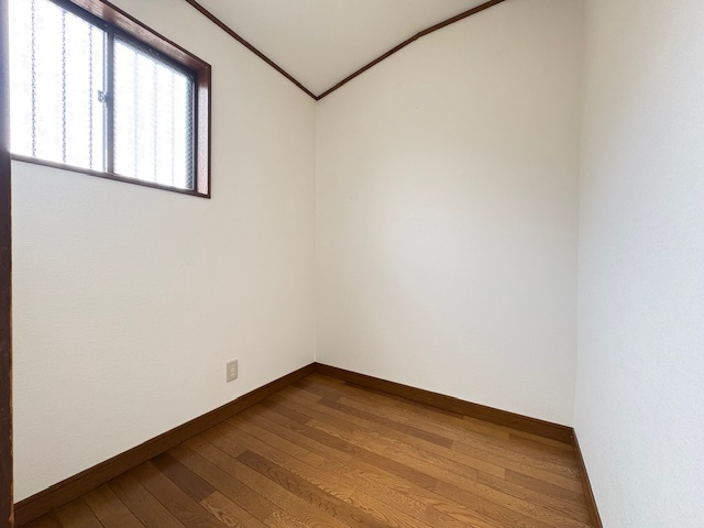 綾瀬市寺尾台　中古戸建　全１棟の収納|納戸部屋