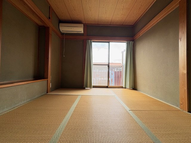 綾瀬市寺尾台　中古戸建　全１棟の和室|ゆったりとくつろげる和室です
