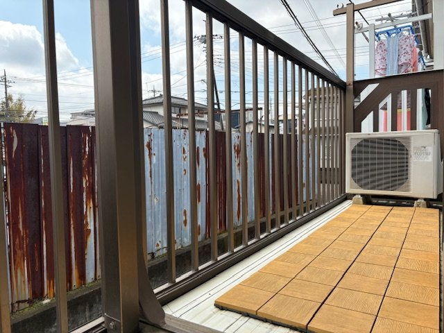 綾瀬市寺尾台　中古戸建　全１棟のバルコニー