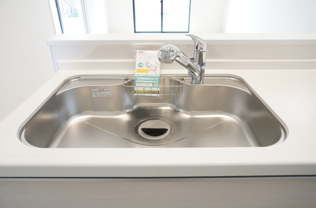 草加市清門3丁目 新築分譲住宅 全3棟 C号棟のキッチン