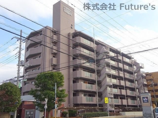 ライオンズマンション三郷早稲田公園の外観|こちらの物件の事はもちろん、その他の物件や、住宅ローンについてなどお気軽にお問合せ下さい。