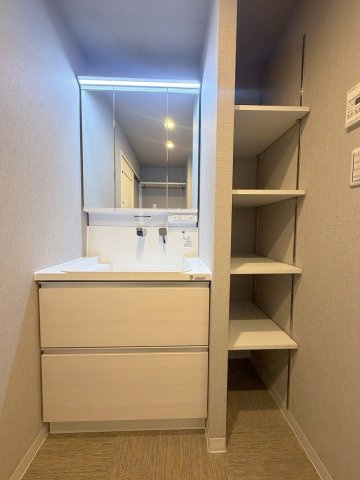 ライオンズマンション三郷早稲田公園のその他共用部分|オートロック付きで防犯面も安心です。