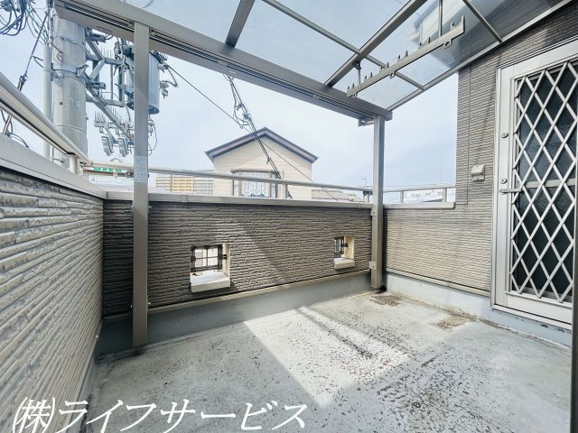 【バルコニー】 | 十八条２丁目中古戸建 | ３階バルコニー