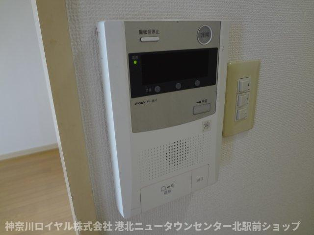 【TVモニター付きインターフォン】