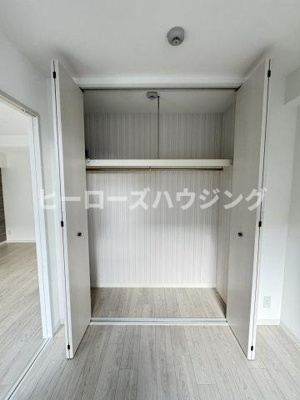 【収納】 | グリュックメゾンF豊中XV | ※同タイプの写真となり、実際のお部屋とは異なる場合があります