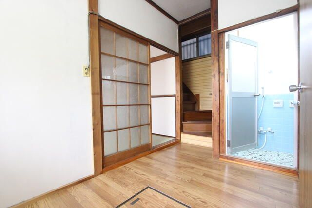 扇１丁目戸建の居間・リビング