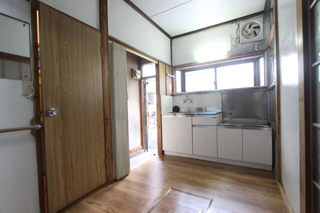 扇１丁目戸建のキッチン