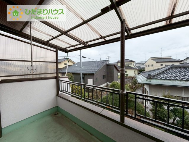 いわき市小名浜大原字中野地　中古戸建のバルコニー|バルコニーは植物や野菜を育てたい方にも最適な空間です