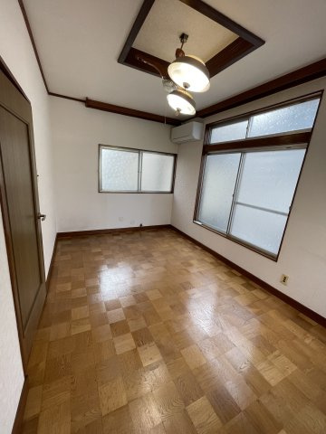 上篠崎２丁目車庫付き戸建ての寝室