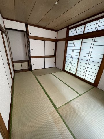 上篠崎２丁目車庫付き戸建ての和室
