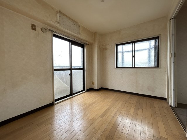 真栄マンション新舞子E棟の洋室|洋室4.8帖☆