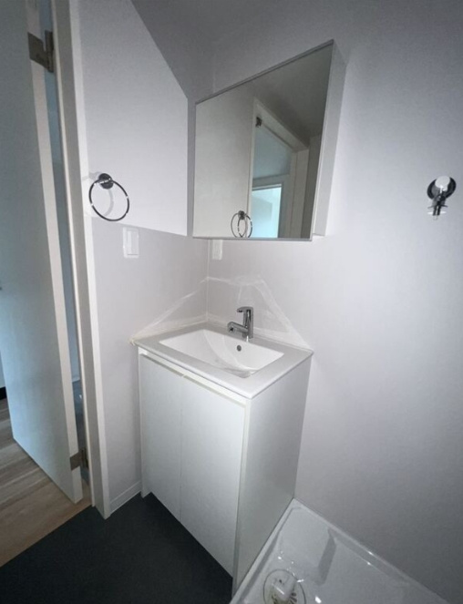 ベルクラシックの独立洗面台