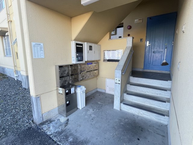 80Hills八代Ⅰのエントランス