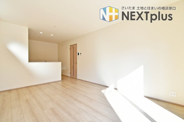 伊奈町栄四丁目76番　全1棟