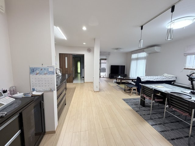 丹波市氷上町稲継の中古一戸建の居間・リビング