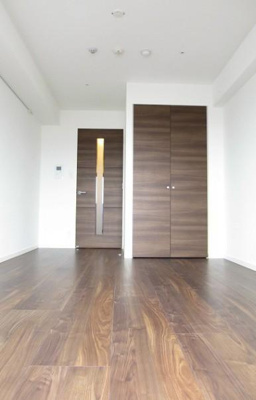 【居間・リビング】 | AZEST中野新橋 | 7.6帖の洋室。