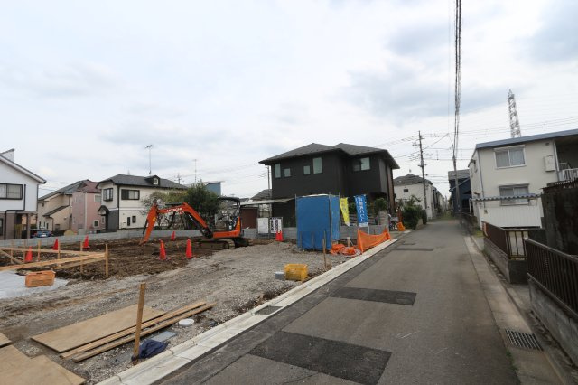 【GRAFARE　ZEH水準仕様】小平市小川東町４期の外観|ご家族の様子がわかり、会話も楽しめる対面式システムキッチン