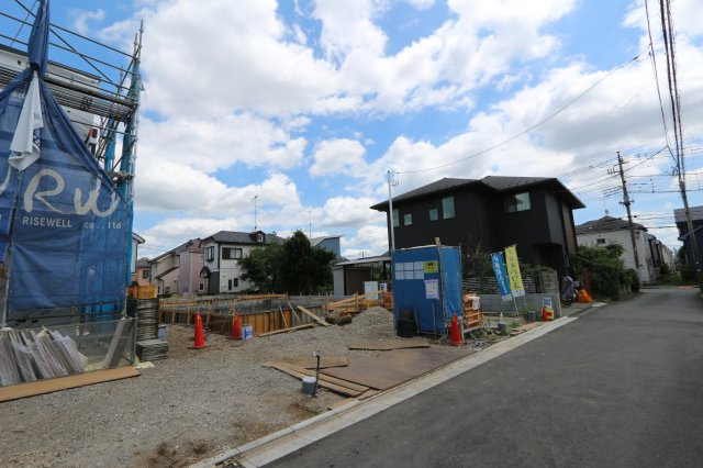 【GRAFARE　ZEH水準仕様】小平市小川東町４期の外観パース|マミーマート徒歩5分・セブンイレブ徒歩4分など毎日のお買物便利です。
