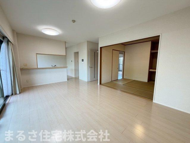 コアマンション橘公園リバーステージの居間・リビング