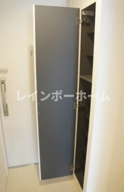 リブリ・南八幡の収納