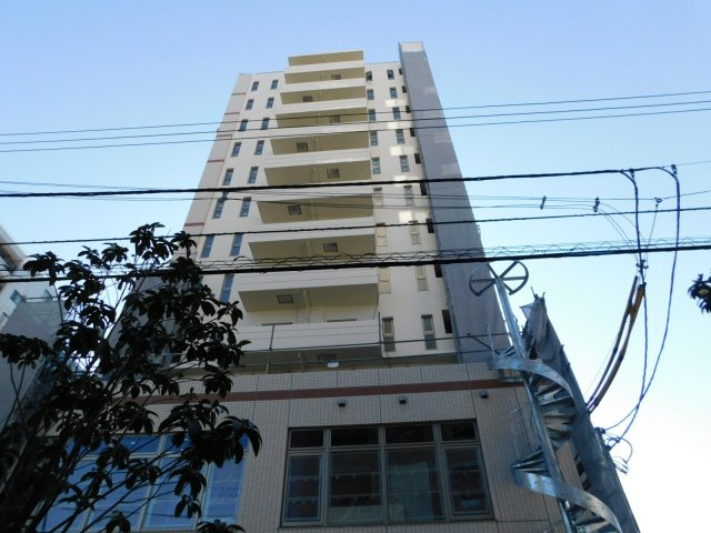 武蔵野市境１丁目の賃貸マンションの外観
