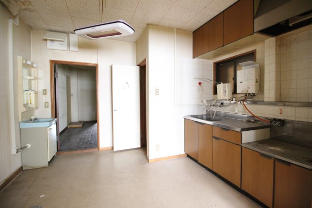 田町275ビルのロビー