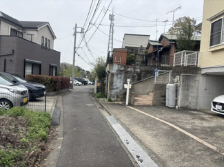 【前面道路含む現地写真】 | 再生住宅　横浜市戸塚区舞岡町 | 前面道路