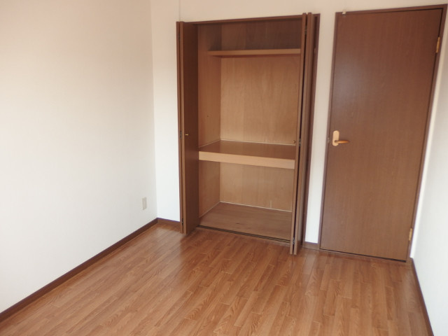 シャトールK・Sの洋室