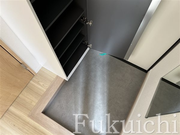 アビテ学芸大学の玄関