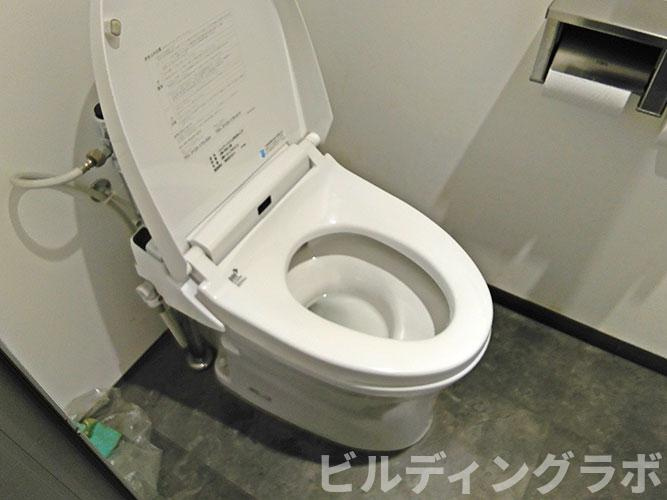 アーク栄広小路ビルのトイレ