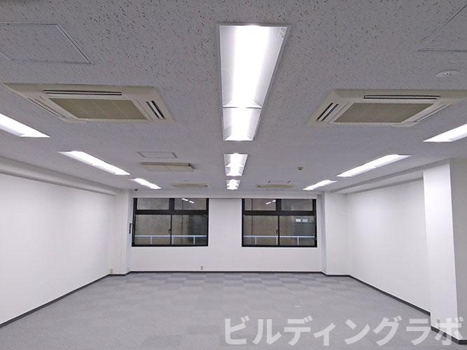アーク栄広小路ビルの内装