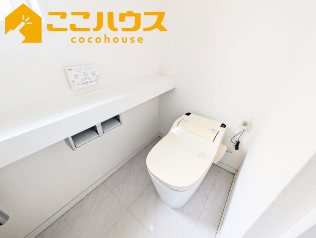 中城村字南上原　RC造　中古戸建て　のトイレ|高機能トイレ