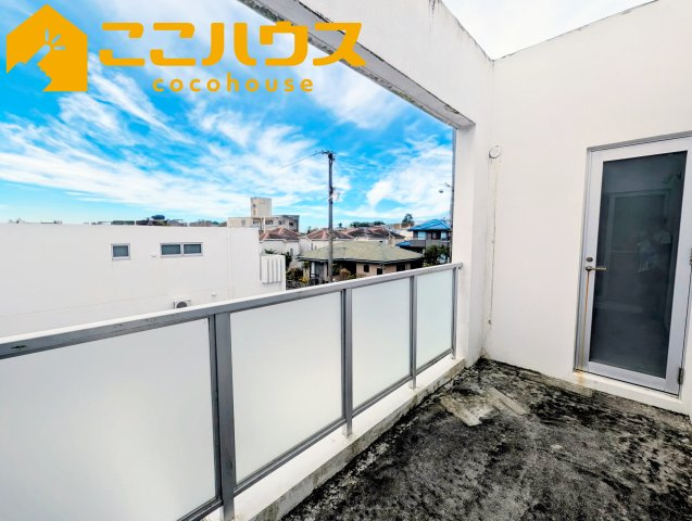 中城村字南上原　RC造　中古戸建て　のバルコニー|ワイドバルコニー