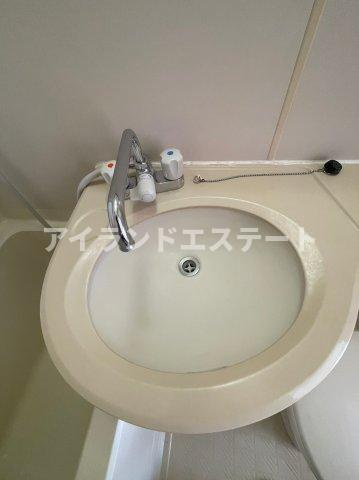 ミキハウス　オートロック　バイク相談　洋室7帖の洗面所