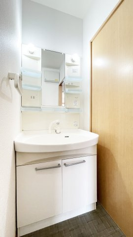 セレーノ　弐番館の洗面所